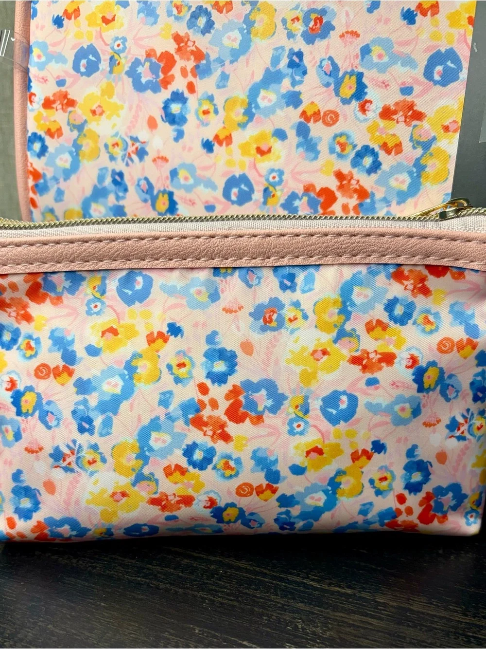 Jones New York travel cosmetic bag set